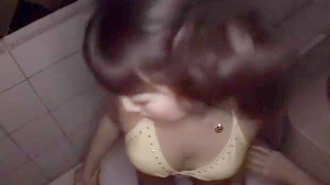 迷人的桐岛薰在异国情调的BDSM和口交JAV中—极致享受之旅！