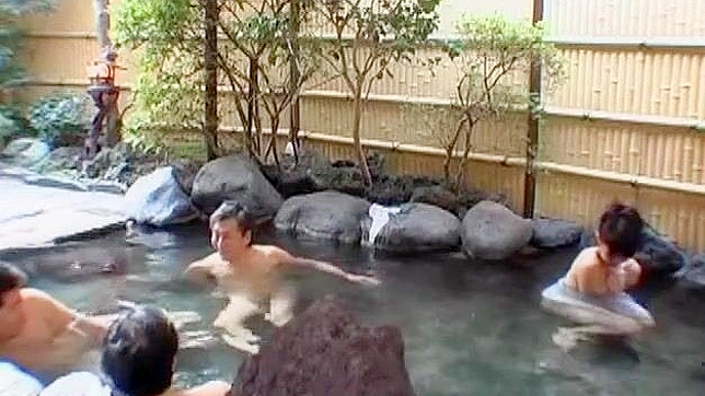 日本魅惑女在性感淋浴手淫场景必看JAV！