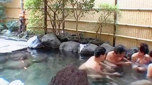 日本魅惑女在性感淋浴手淫场景必看JAV！