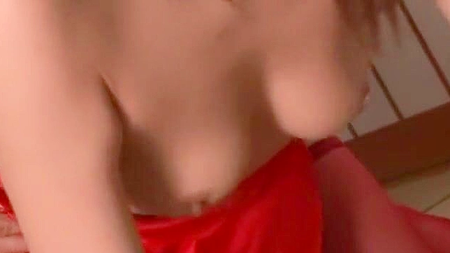 迷人日本妹子疯狂自慰和丝袜JAV片段！