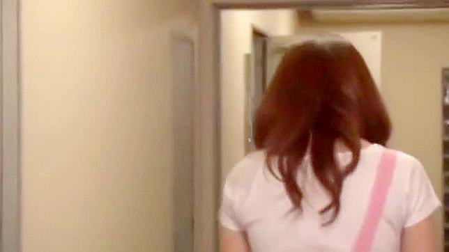 认识一下佐木初美，日本迷人女郎最火热的自慰场景—不要错过！