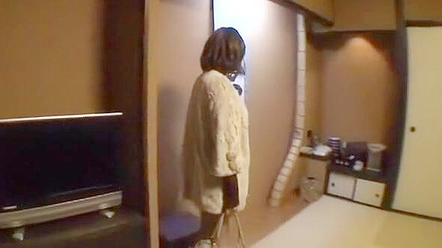 女高中生比基尼按摩第1部 翻译版 审查过