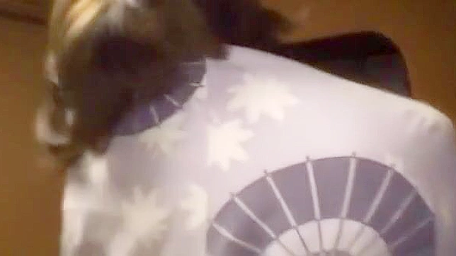 女高中生比基尼按摩第1部 翻译版 审查过