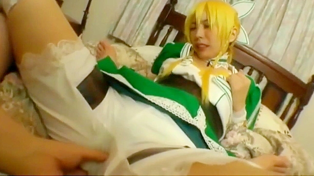 JAV女星笠间千佳化身剑网情缘中性感的桐人伴侣！