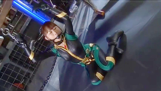 JAV熟女终极魅力揭秘！丰满美人展示私密秘技！