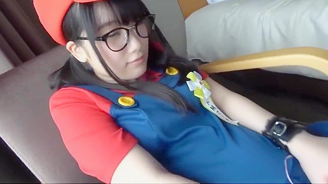 被性感日本马里奥COS魅惑女郎疯狂征服！