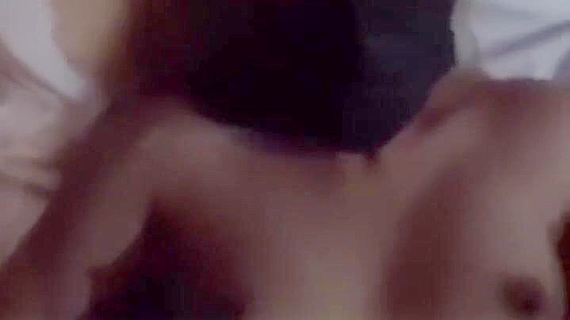 被亚洲业余爱好者操逼—第一人称视角体验