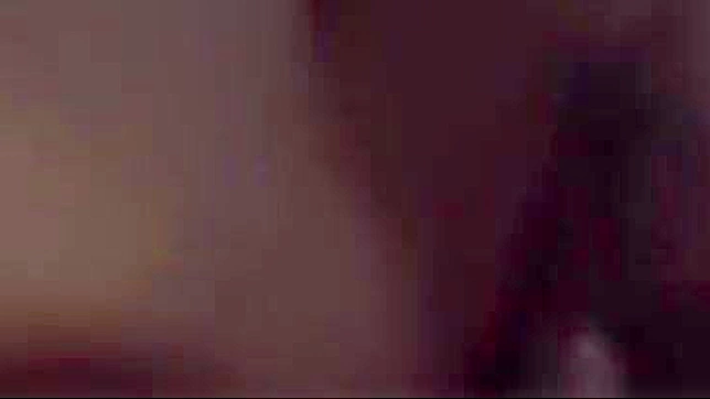 被亚洲业余爱好者操逼—第一人称视角体验