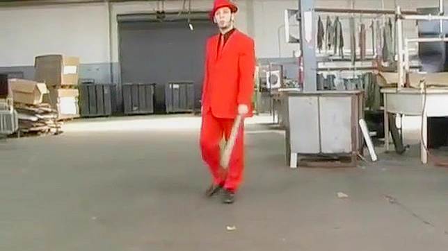 JAV魅力四射的困境！女主角Cihca诱惑难题缠身