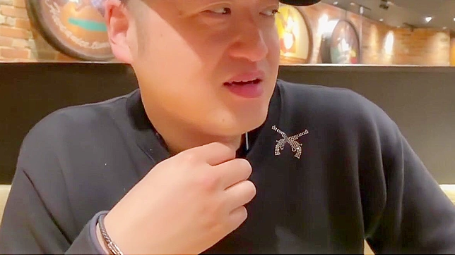 这些丰满巨乳在JAV成人电影中！