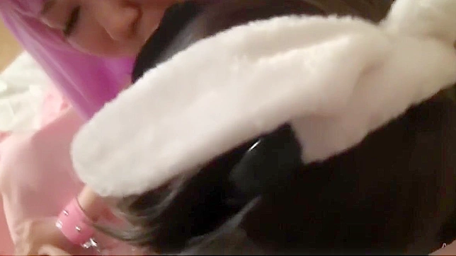 ACS 10 – 迷人的JAV美女展现她诱人的身材