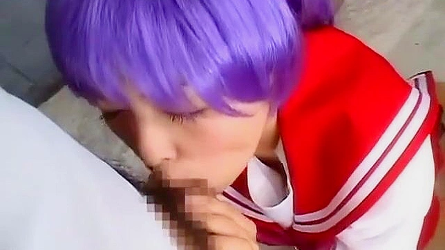 迷人的幸运星月乃露娜用诱惑口交崇拜精液！