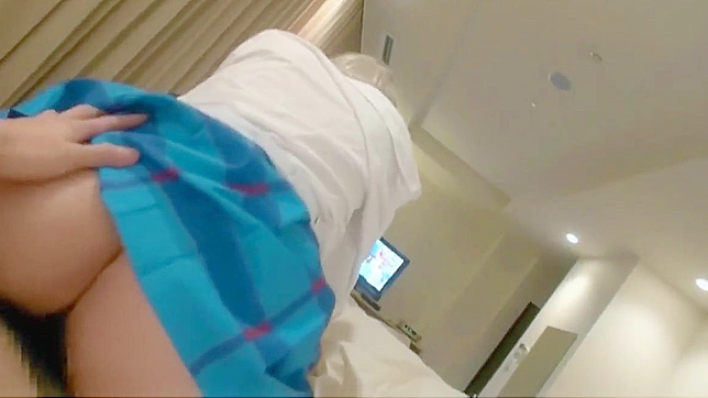 迷人的南琴梨在《性爱KotoriMinami第二部分》中主演