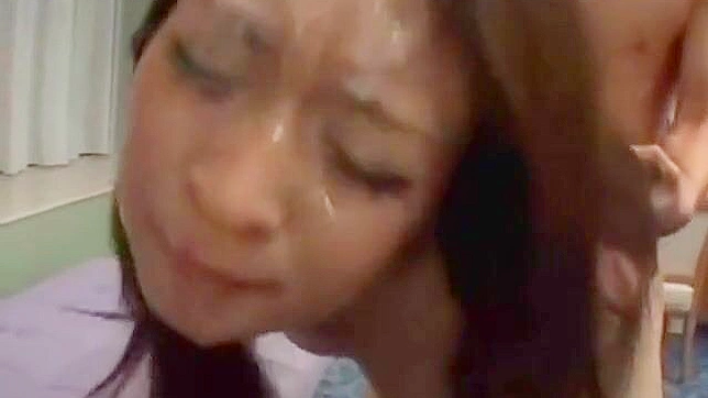 日本妖姬美咲丽莎与精液浴的狂热湿战！