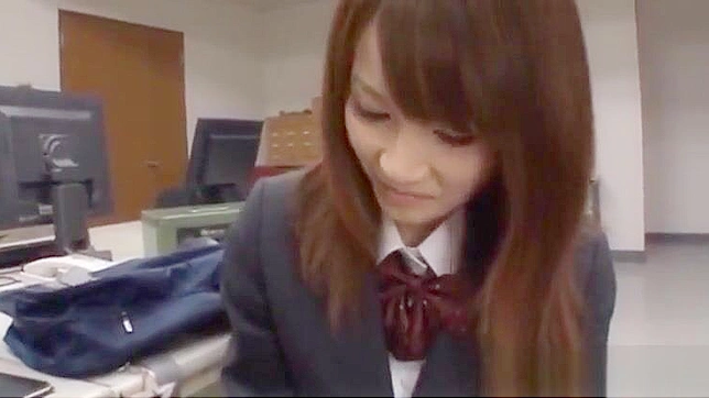 准备好屈服于这些诱人日本女校学生的不可抗拒魅力—仅限成人观看