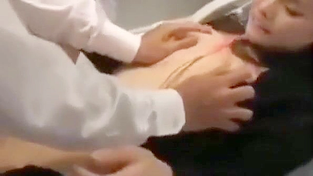 日本群精狂欢乐趣 – 感受爆炸般的高潮体验