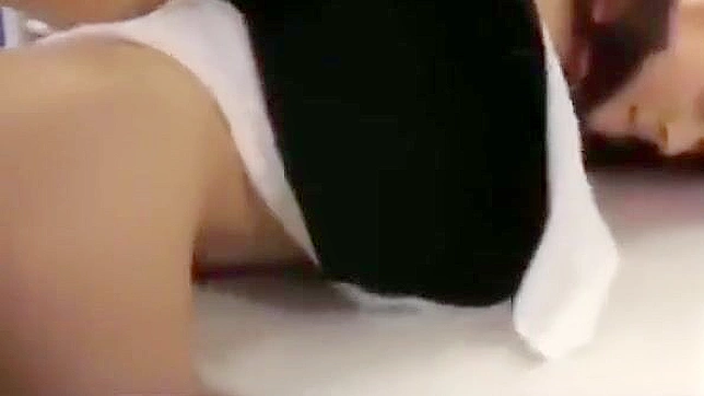 日本群精狂欢乐趣 – 感受爆炸般的高潮体验