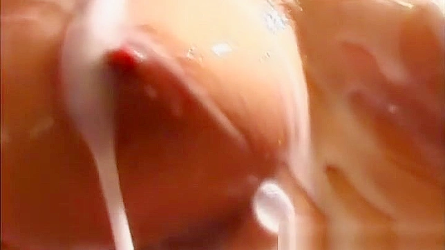 多人 cum 淋浴听起来很刺激，你能承受多少？看这段JAV视频就知道了！