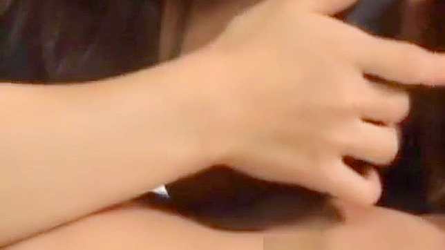 JAV群交场景：成人电影爱好者的梦想成真瞬间