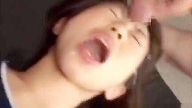 探索这片JAV多人激情戏中的迷人诱惑女郎！