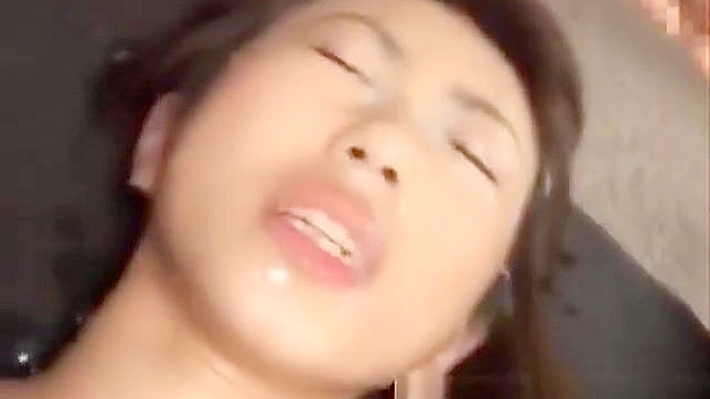 探索这片JAV多人激情戏中的迷人诱惑女郎！