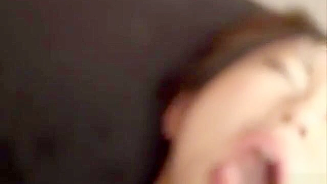 探索这片JAV多人激情戏中的迷人诱惑女郎！