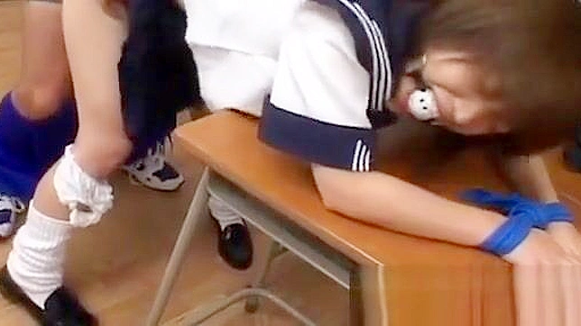 日本无码乱交：六位性感美女满足你最狂野的幻想