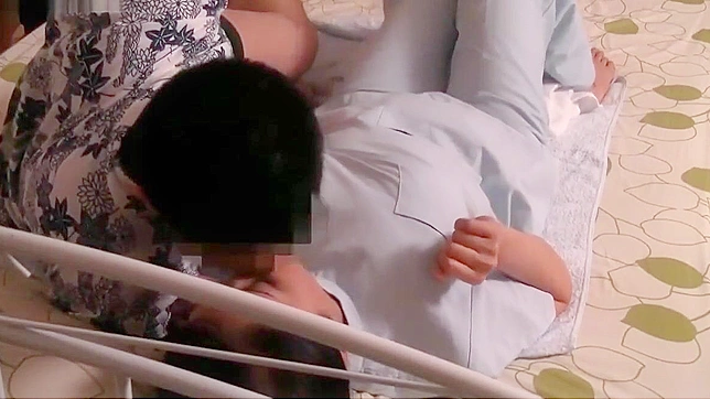 欢迎来到日本情色世界～与不可抗拒的丰腴美人共度JAV集体射精场景