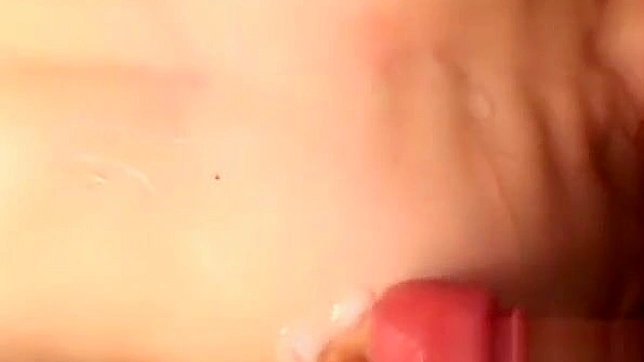 毛斎藤的绝美JAV女神用口技和性爱征服了一群壮硕硬汉！