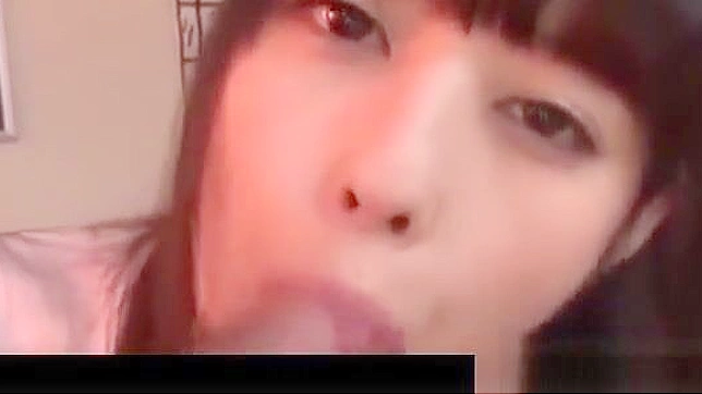 日本校花疯狂一夜！深度口交、吞精及多人齐射体验