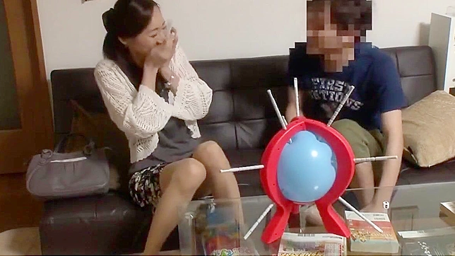 想看最hot的精液派对场景吗？看看我们的最新JAV发布！