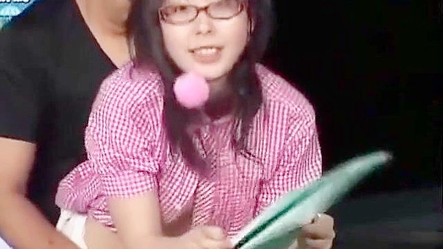 日本美女在狂热群交中被淹没在日本精液之中!