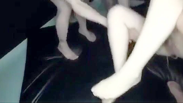 日本美女湿身迎接黏糊的多人颜射大戏