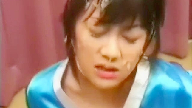 JAV梦境~丰满女巫施展迷人统治经典群交