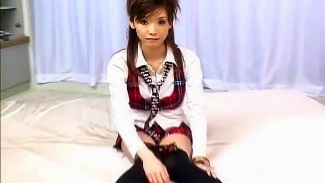 认识月日向吧～一位迷人的女巫，懂得如何同时取悦两位男士—敬请期待第一部分！
