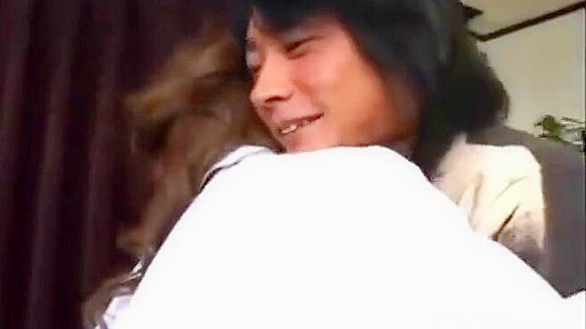 与这位诱人JAV甜心的火热展开满足你的欲望