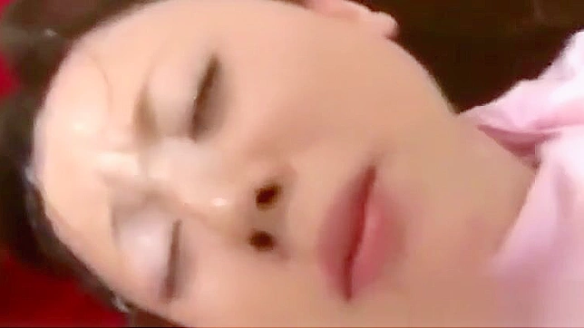 日本四人组激情乳交，甜美脸射结束与丰满熟女的狂欢夜