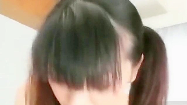 感受丰满JAV女优的魅力与她迷人的动作吧