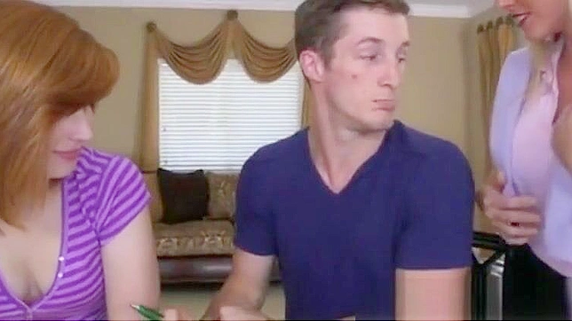 JAV熟女妈妈的狂野高清做爱秀！