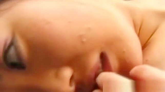 红发尤物丰腴私处的诱惑—JAV视频发布！