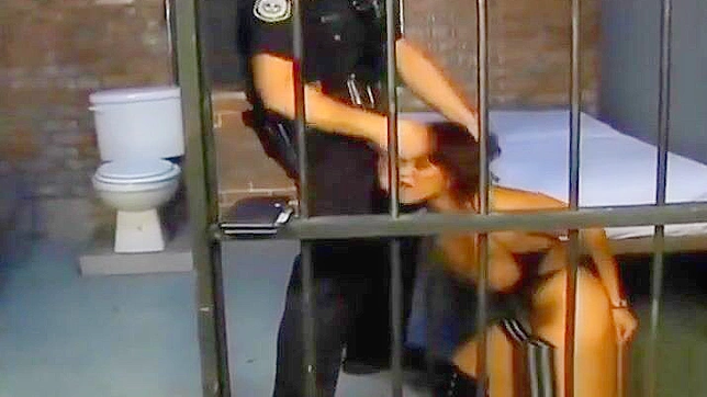 AV女巫贝丝回归，在第六部分带来更多吞精乐趣！