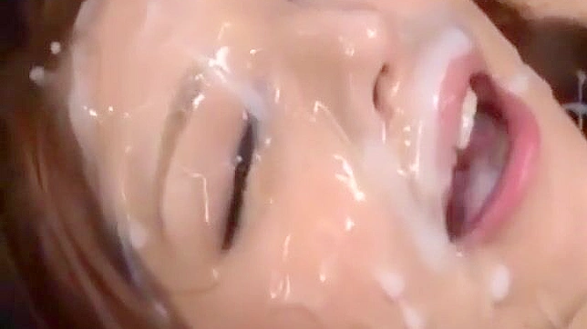 JAV魅惑女郎邀你共赏丰盛颜射秀~沉浸于她迷人美貌与难以抗拒的魅力中