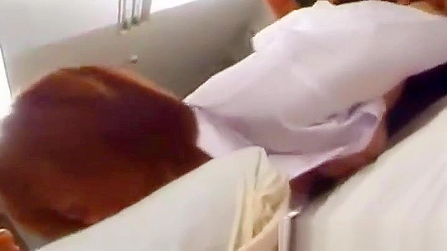 沉迷这部JAV片段~年轻性感美人四度吸吮！