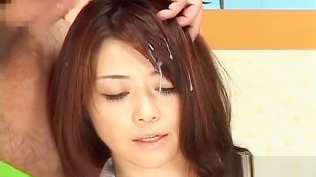 日系女神在群交特辑中接受狂野精液洗礼！