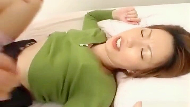 JAV美女颜射合集：探索我们的诱人精美视频库！