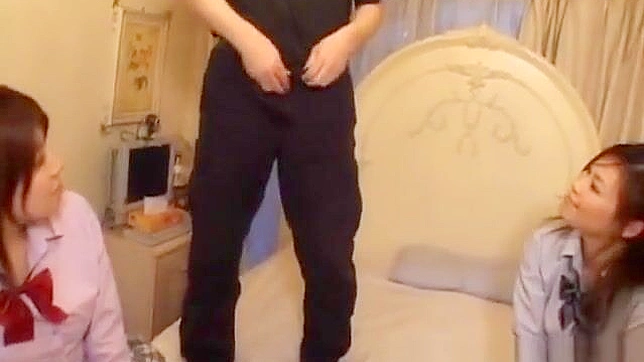 狂野日系美女~四部曲系列放纵的亚洲辣妹无拘行动！