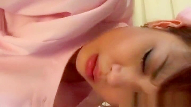 JAV重装上阵~性感日本少女内衣诱惑展露