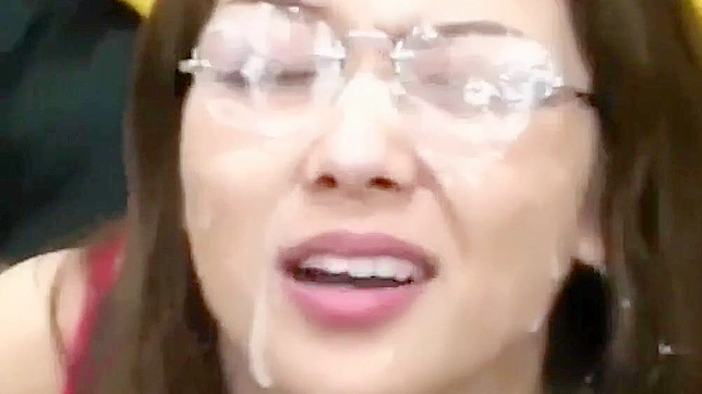 豪华公寓里的JAV多人淫乱场景~体验终极幻想！