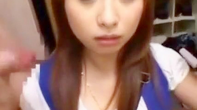 精华中的精粹：两位火热男子齐射日本美女