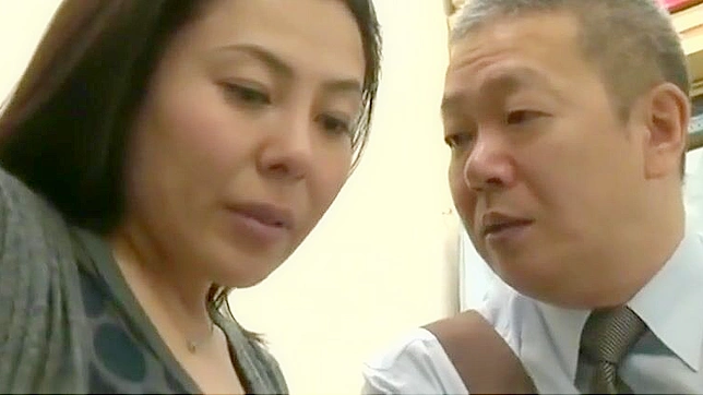 仅在JAVHD体验终极多人射精场景